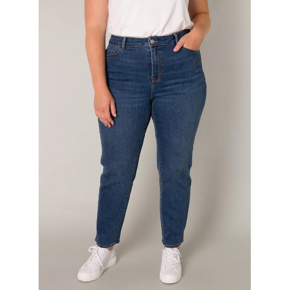Base Level Curvy Slim-fit-Jeans in großen Größen