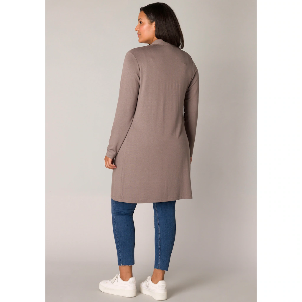 Base Level Curvy Strickjacke In Melierter Optik