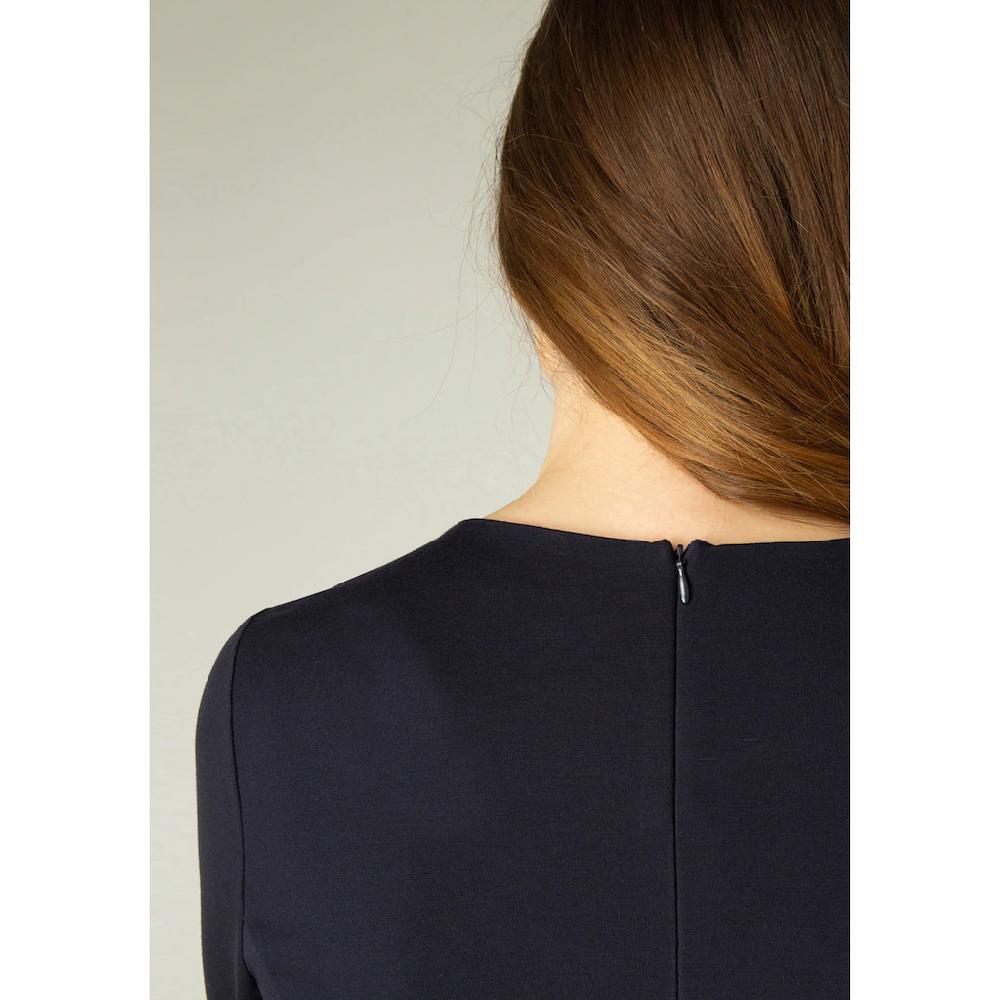 Base Level Etuikleid »Ylona« Figurbetont Durch Formgebende Teilungsnähte