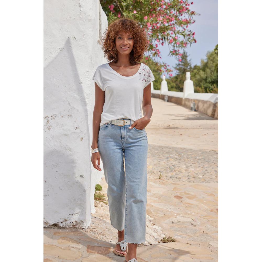 Beachtime Kurzarmshirt »mit Floralem Druck« Aus Weicher Viskose-Baumwoll-Qualität