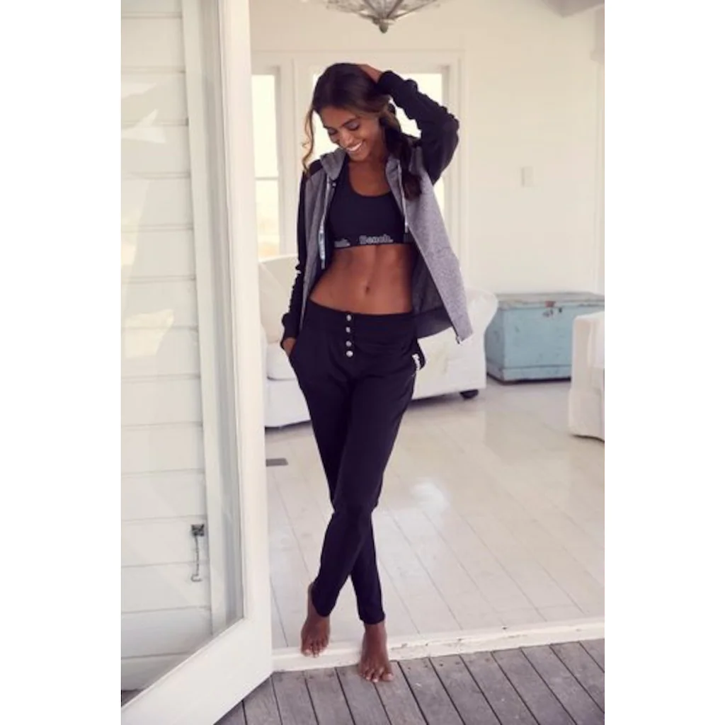 Bench. Loungewear Sweathose Mit Druckknöpfen Am Bund Loungeanzug