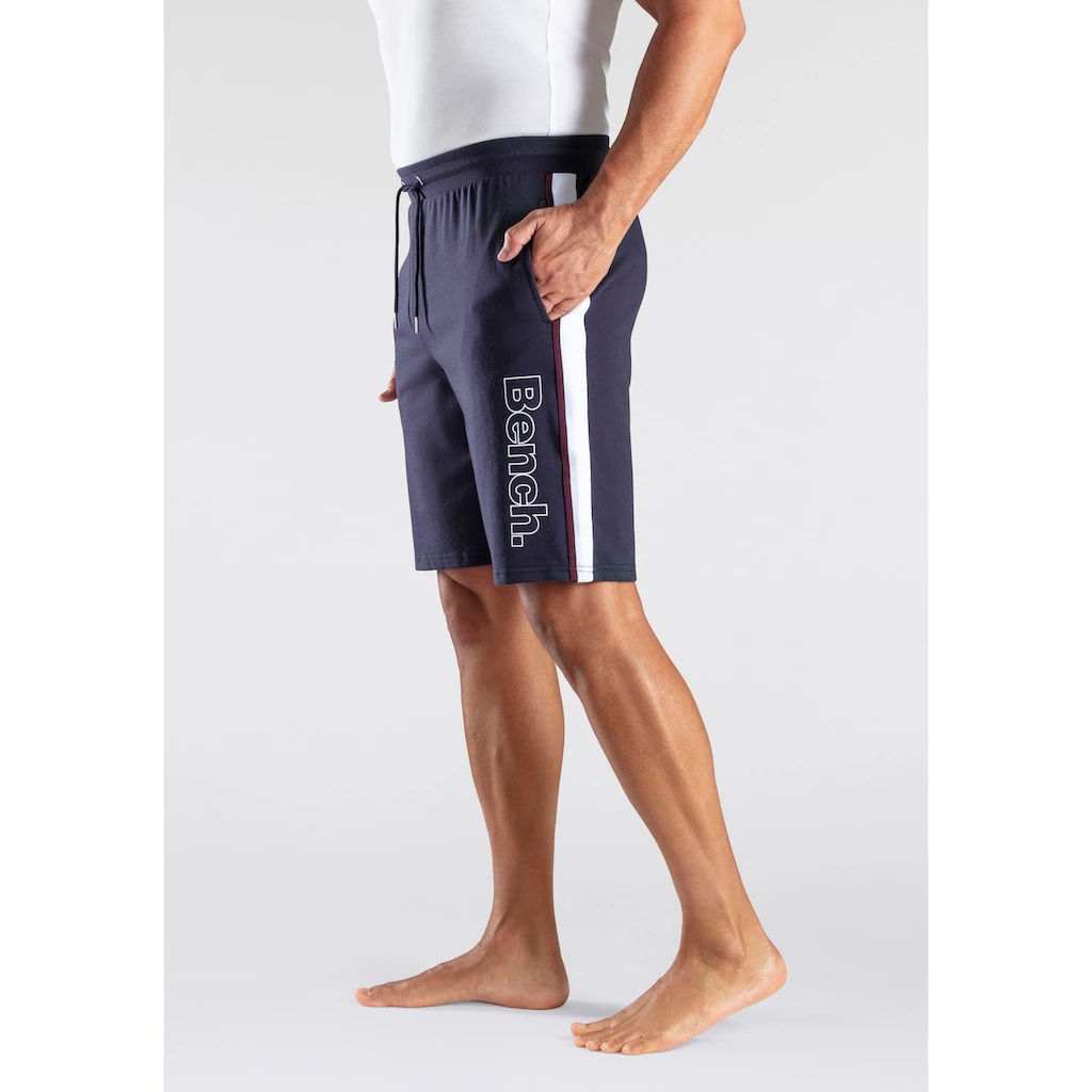 Bench. Loungewear Sweatshorts Mit Seitlichen Taschen