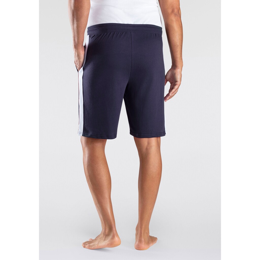 Bench. Loungewear Sweatshorts Mit Seitlichen Taschen