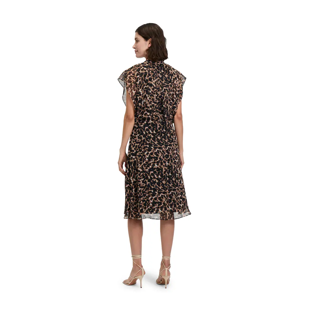 Betty&Co Chiffonkleid »Betty & Co Chiffonkleid Mit Flügelärmeln« Form