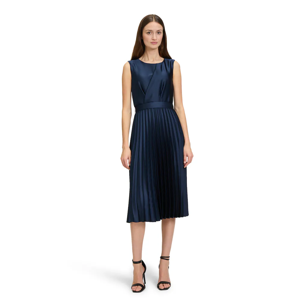 Betty&Co Chiffonkleid »Betty & Co Chiffonkleid mit Plissee« Plissee