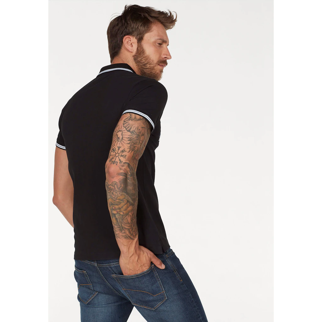 Bruno Banani Poloshirt Kurzarm Körpernahe Passform Polokragen Aus Baumwollmischung ▷ Kaufen