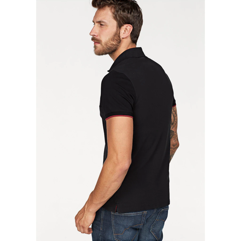 Bruno Banani Poloshirt Kurzarm Körpernahe Passform Unifarben Polokragen ▷ Bestellen