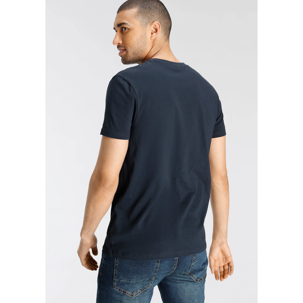 Bruno Banani T-Shirt Kurzärmelig Schmal Geschnitten Rundhalsausschnitt ▷ Kaufen