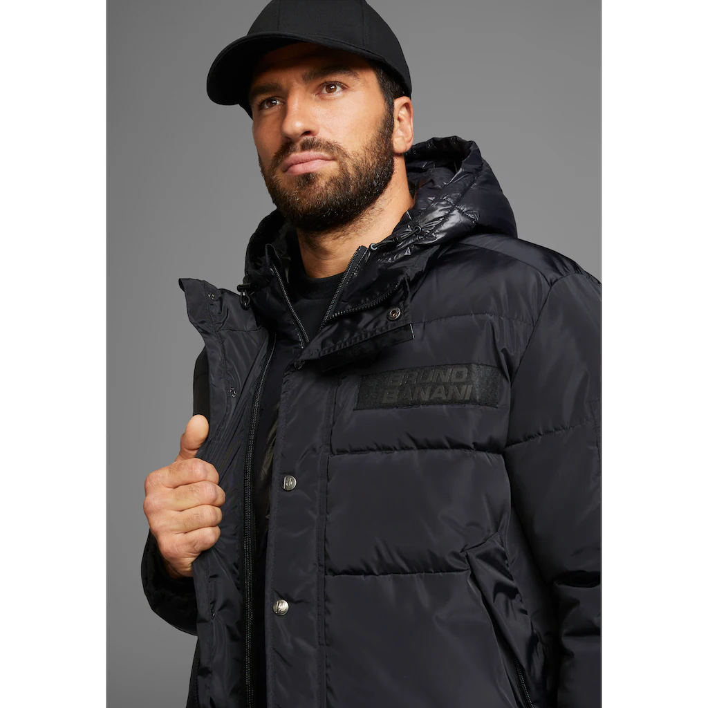 Bruno Banani Winterjacke Mit Kapuze Wärmendes Material Hochschließender Kragen Verstellbare Kapuze ▷ Für