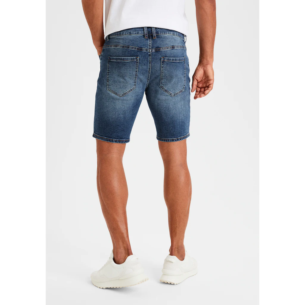 Buffalo Jeansshorts »5-Pocket Shorts « Mit Normaler Bundhöhe Kurze Hose Aus Elastischer Denim-Qualität