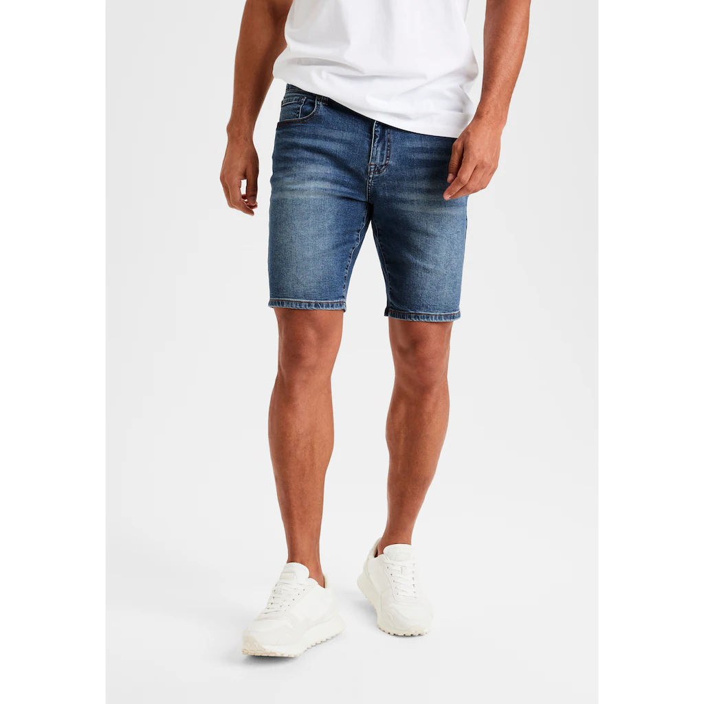 Buffalo Jeansshorts »5-Pocket Shorts « mit normaler Bundhöhe kurze Hose aus elastischer Denim-Qualität
