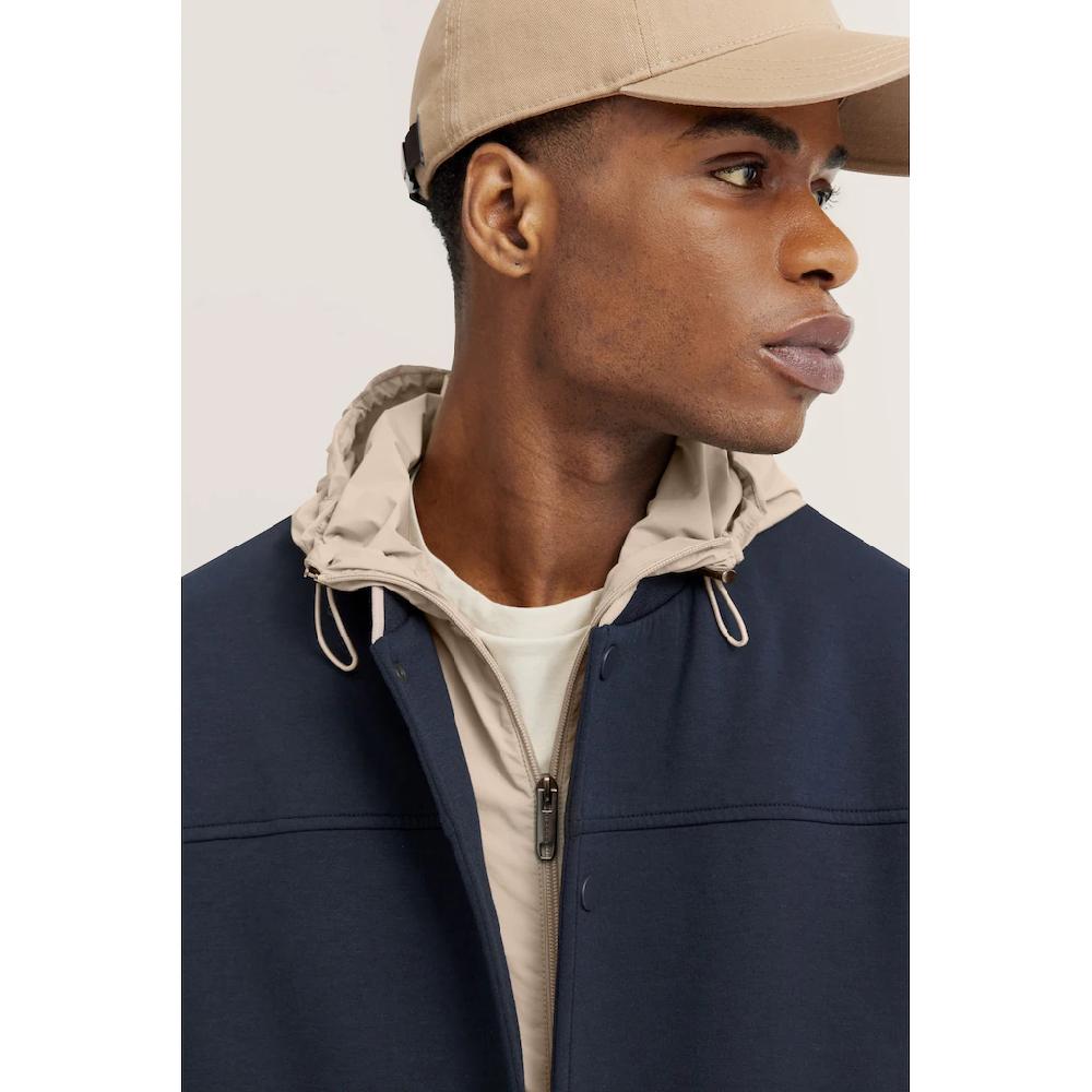 Bugatti Sweatjacke Mit Sportlichem Collegekragen ▷ Kaufen