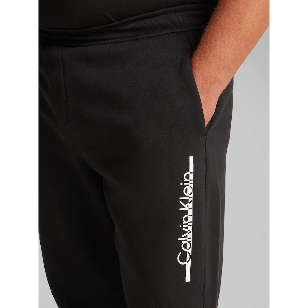 Calvin Klein Big&Tall Jogginghose »BT_SPLIT LINE LOGO JOGGER« In Großen Größen Mit Logoprint ▷ Kaufen