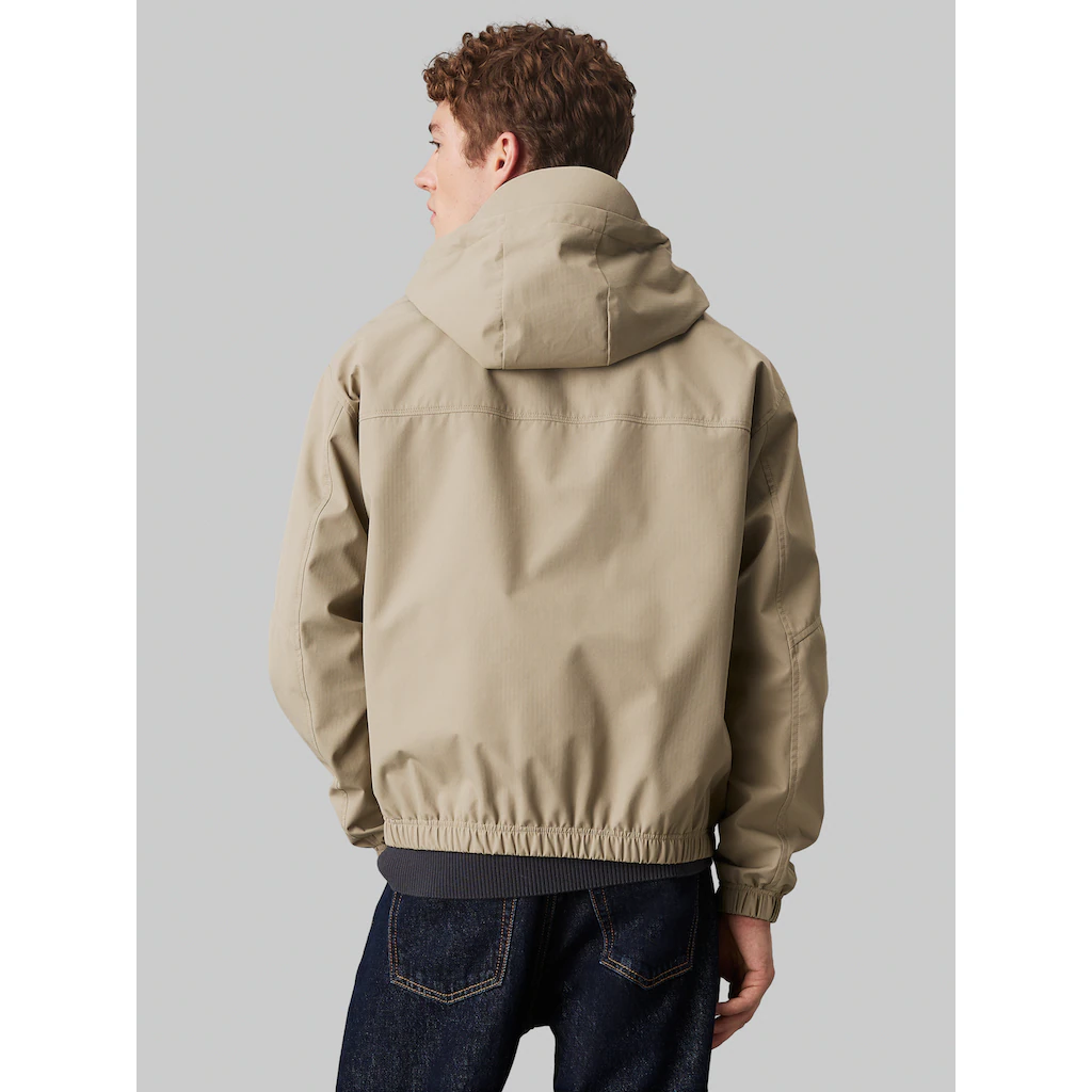 Calvin Klein Jeans Allwetterjacke »TECHNICAL JACKET« Mit Kapuze Logodruck Eingriffstaschen ▷ Kaufen