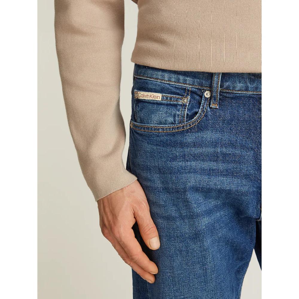 Calvin Klein Jeans Straight-Jeans »STANDARD STRAIGHT« Coinpocket Logostickerei ▷ Für