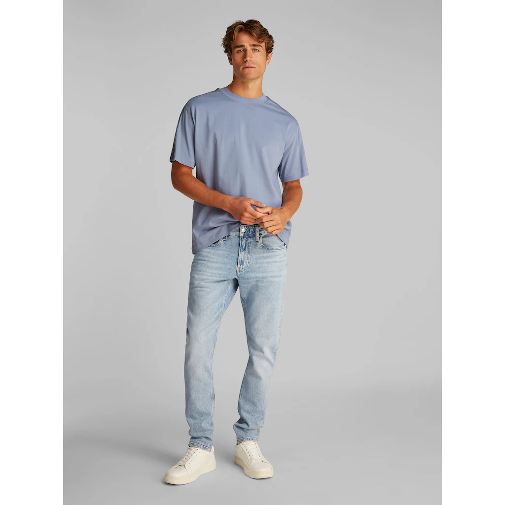Calvin Klein Jeans Tapered-fit-Jeans »SLIM TAPER« In Hellblauer Waschung ▷ Für