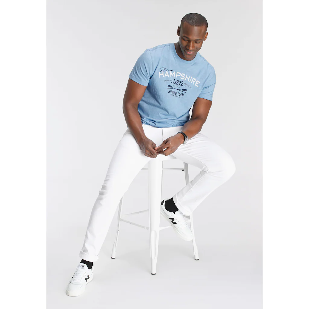 DELMAO T-Shirt Kurzarm Lässige Passform Mit Peppigem Print Rundhals Casual ▷ Bestellen