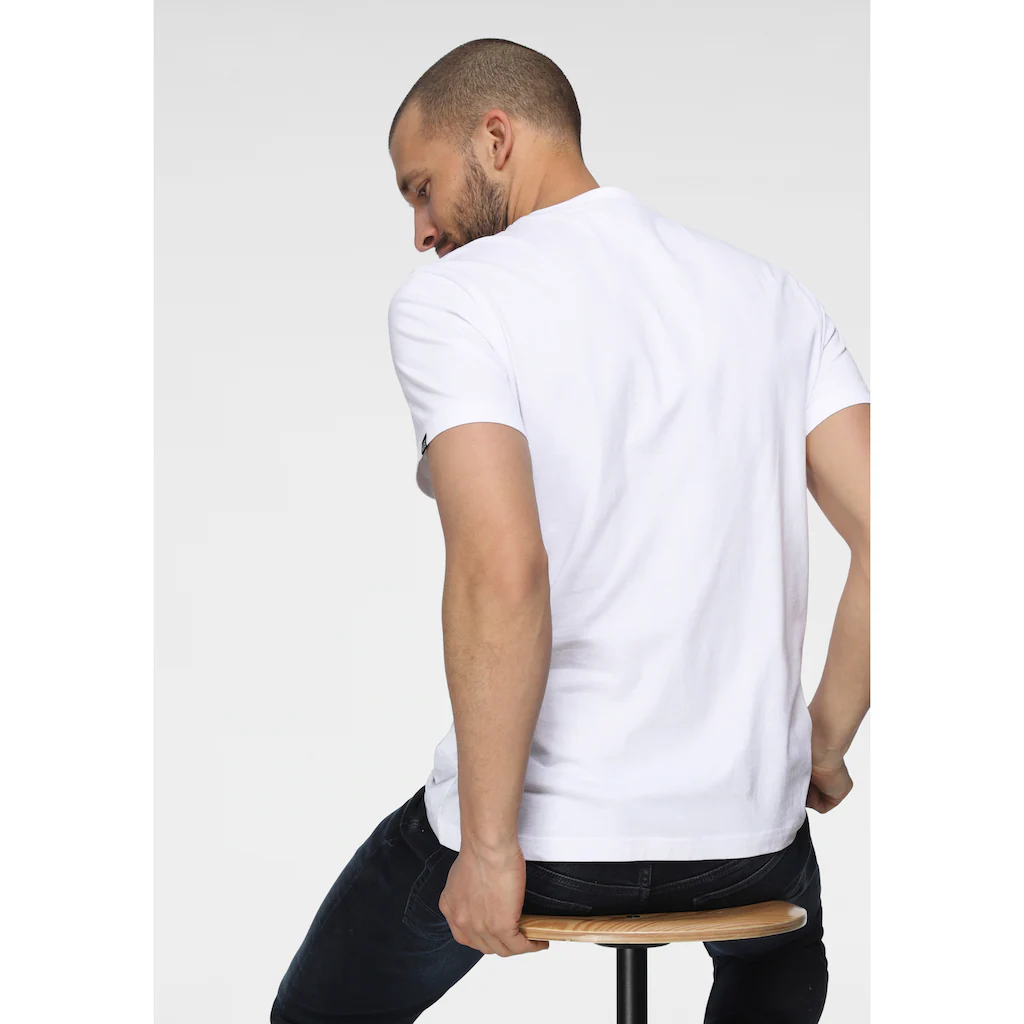 H.I.S Rundhalsshirt (Packung 2er-Pack) Schmal Geschnitten Bedrucktes Design Rundhals Aus Baumwolle