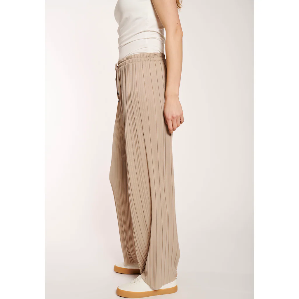 HaILY’S Schlupfhose »LG P TR Fa44biola« Mit Plisseefalten