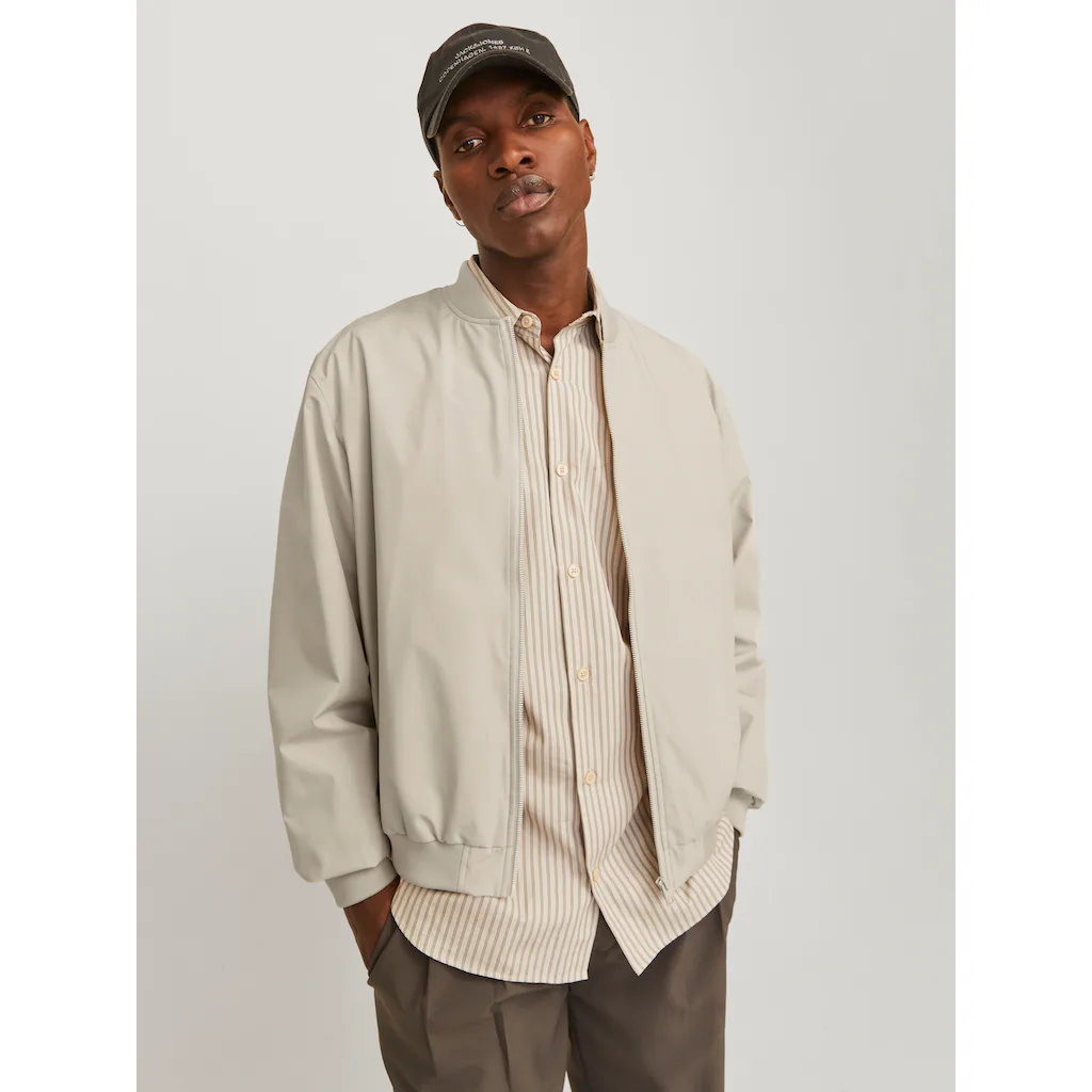 Jack & Jones Bomberjacke »JJECHARGE BOMBER JACKET NOOS« Ohne Kapuze Mit Rippbündchen ▷ Bestellen