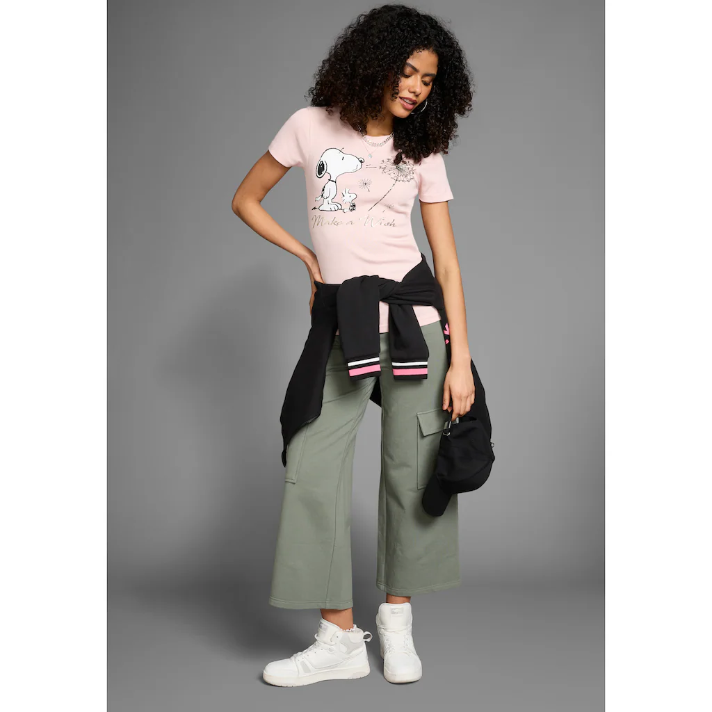 KangaROOS Kurzarmshirt Sehr Figurbetonte Passform Bedruckte Melierte Und Metallic Optik