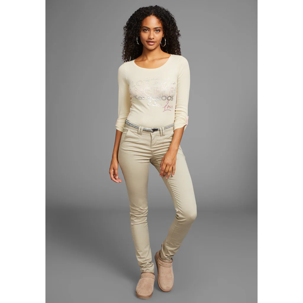 KangaROOS Langarmshirt Sehr Figurbetonte Passform Aus Dehnbarer Rippware