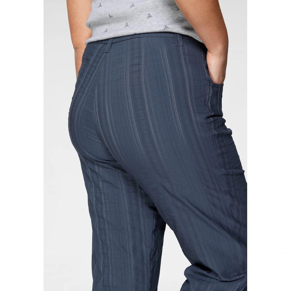 KjBRAND Caprihose »Babsie: Bequemer Oberschenkel« Mit Strukturmuster