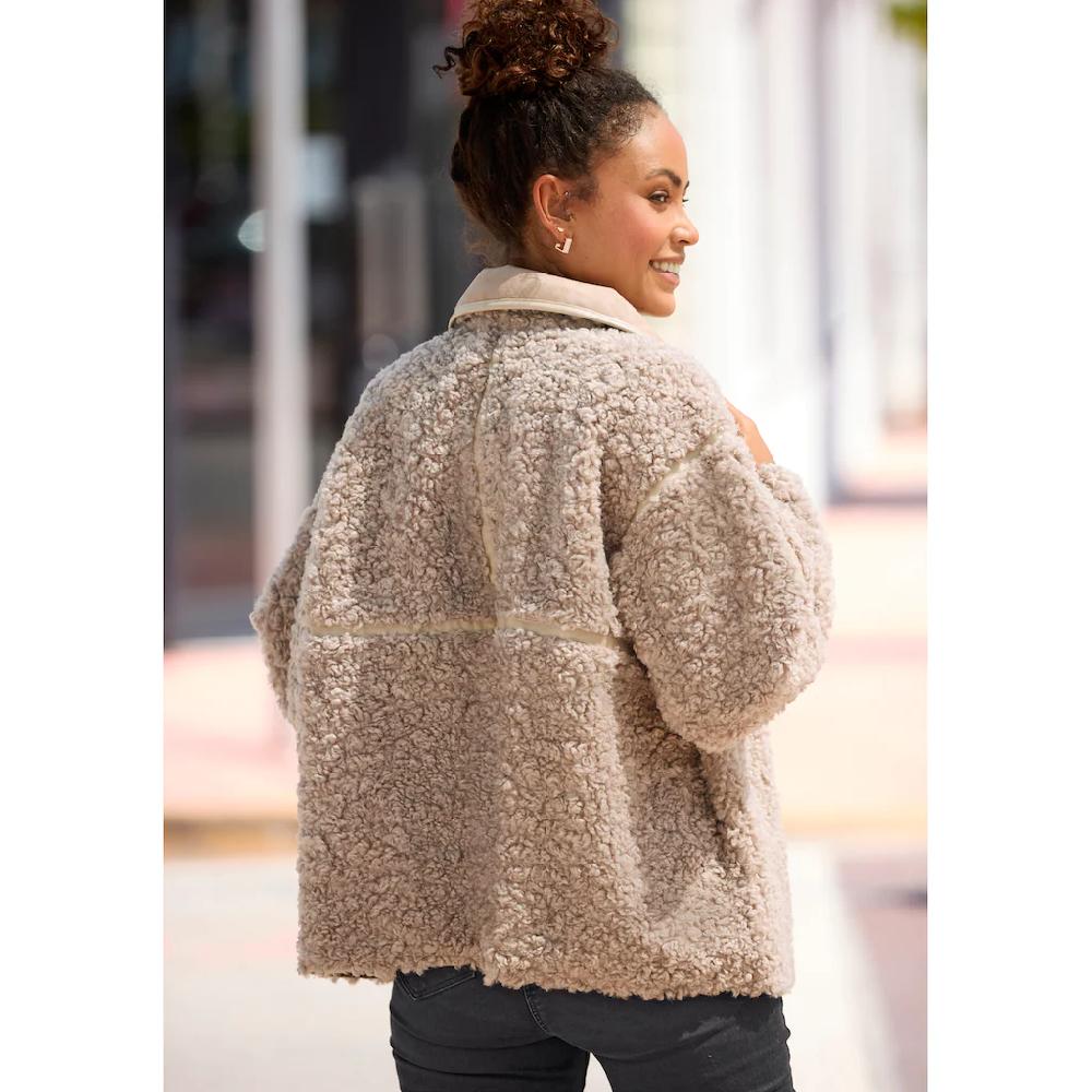 LASCANA Fellimitatjacke Mit Lederimitat-Einsätzen Sherpa-Jacke Aus Teddyplüsch Mit Taschen