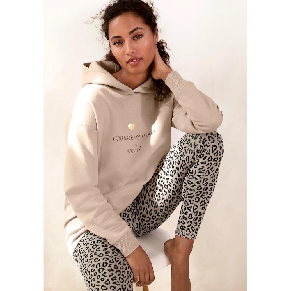 LASCANA Hoodie Lounge-/Kapuzenpullover mit Print vorne Loungewear