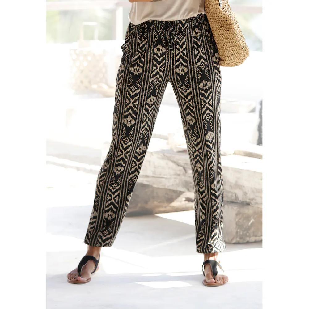 LASCANA Jerseyhose mit Ethnomuster und Taschen Sommerhose
