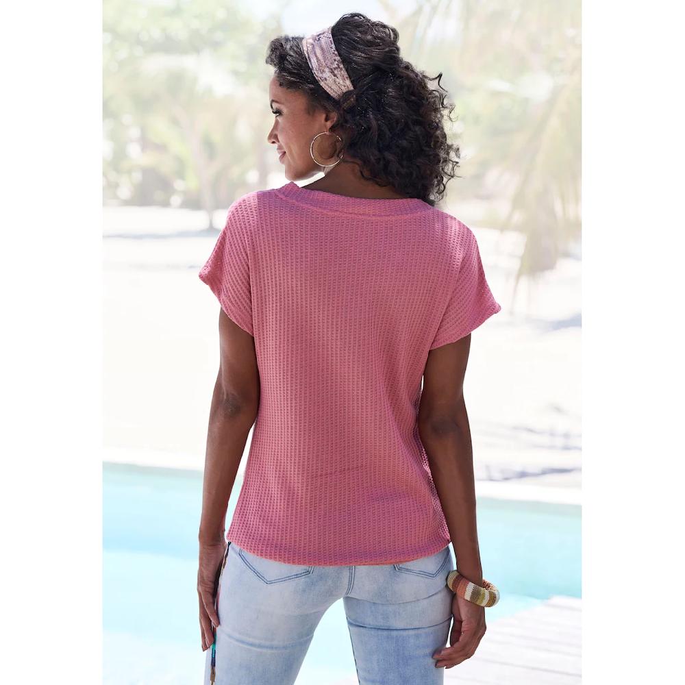 LASCANA Kurzarmshirt »mit Zierknopfleiste« Aus Weicher Piqué-Qualität