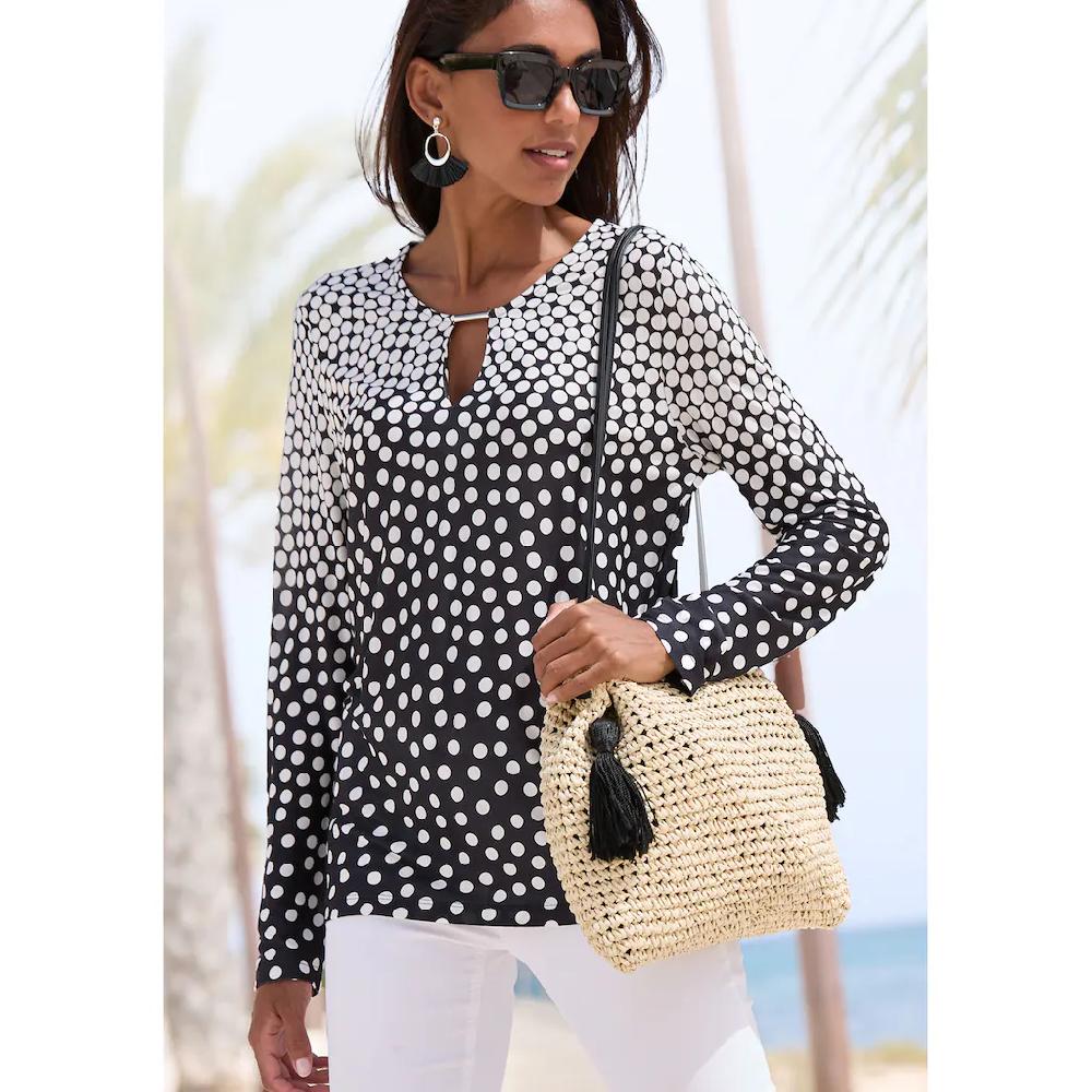 LASCANA Langarmshirt mit kleinem Ausschnitt Jerseyshirt Dot-Print