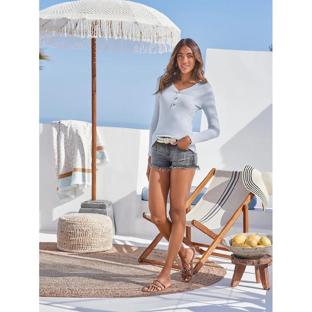 LASCANA Langarmshirt »mit Kurzer Knopfleiste« Aus Weicher Viskose-Ripp-Qualität