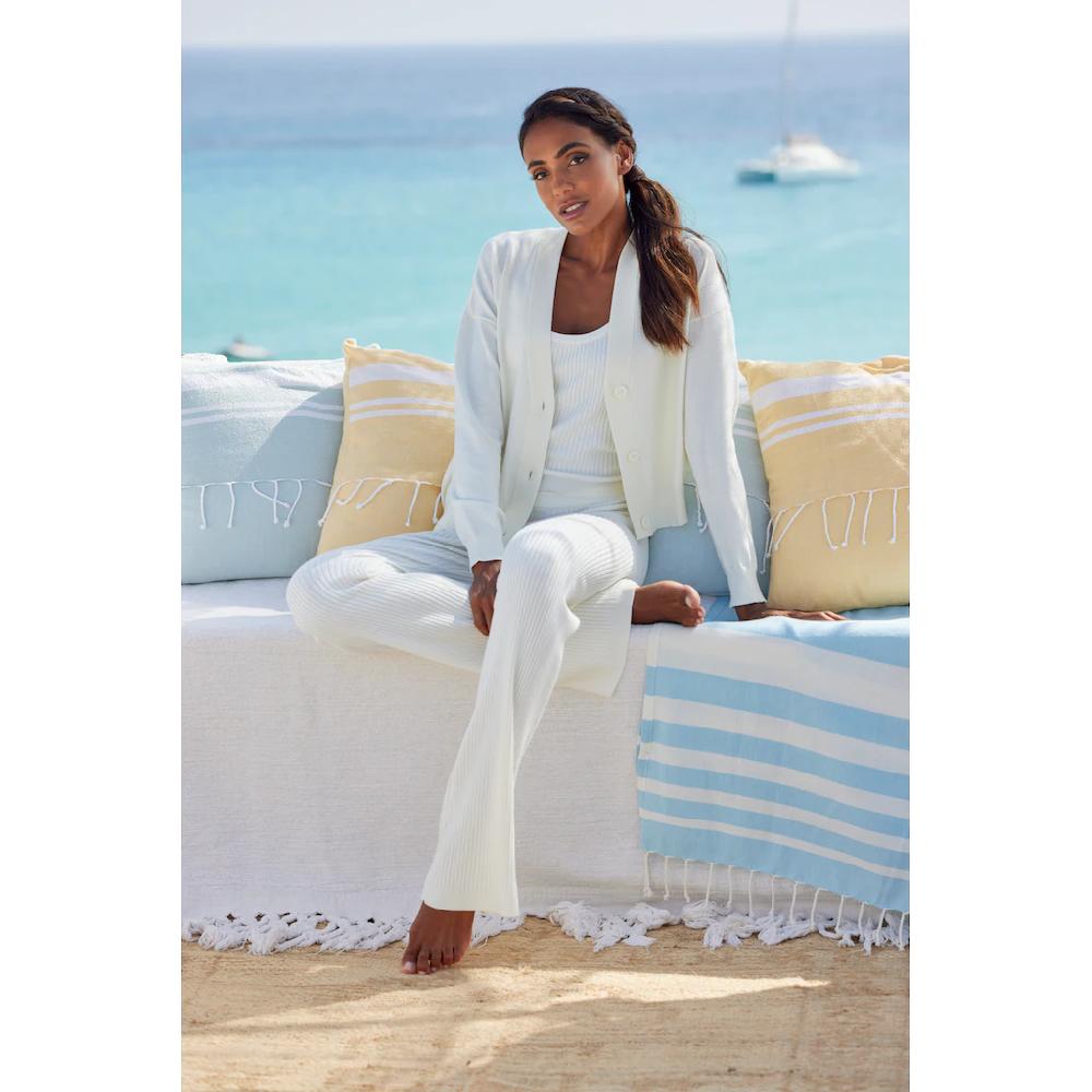 LASCANA Strickjacke In Kurzer Form Loungewear