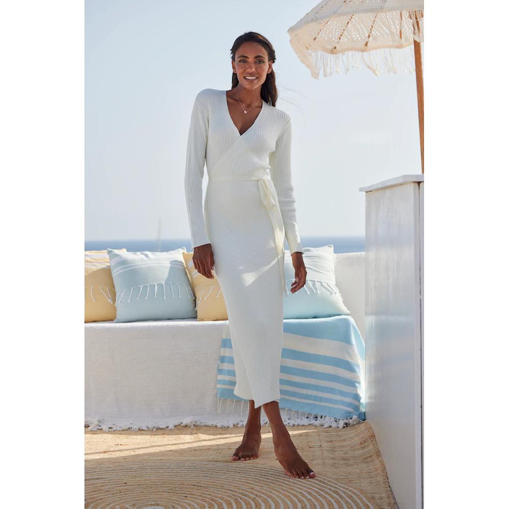 LASCANA Strickkleid Loungekleid Zum Wickeln Mit Taillengürtel Loungewear