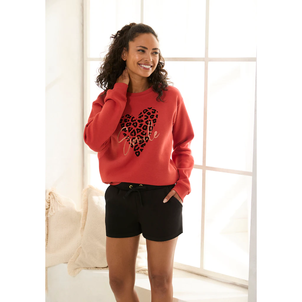 LASCANA Sweatshirt Loungehirt Mit Herz-Leo-Druck Loungewear
