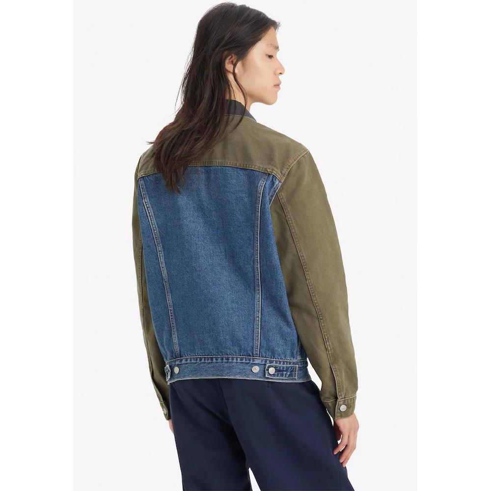 Levi's® Jeansjacke »VINTAGE FIT TRUCKER JKT« Mit Brusttaschen ▷ Bestellen