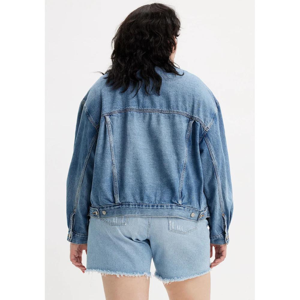 Levi's® Plus Jeansjacke »TRUCKER« In Leichter Used-Waschung Bestellen