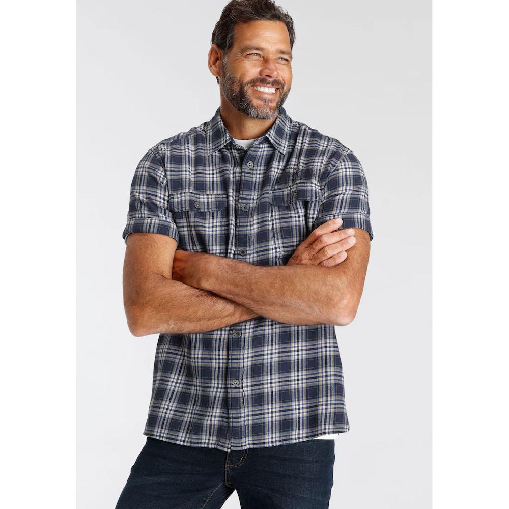 Man's World Kurzarmhemd mit kleinem Brustprint