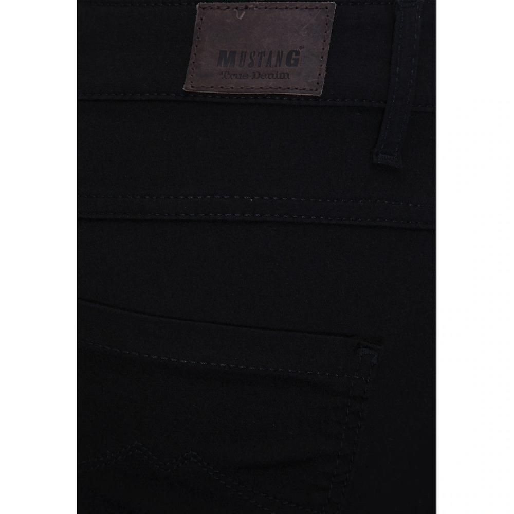 MUSTANG Straight-Jeans »Julia«