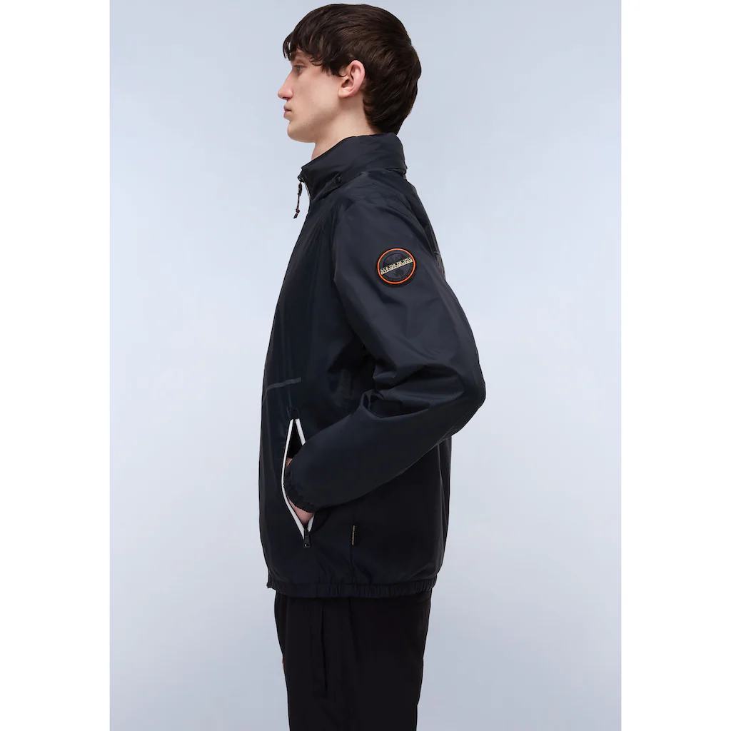 Napapijri Windbreaker »A-CLOUDY 041 BLACK« Mit Kapuze Mit Gummizug Im Saum; Mit Stehkragen