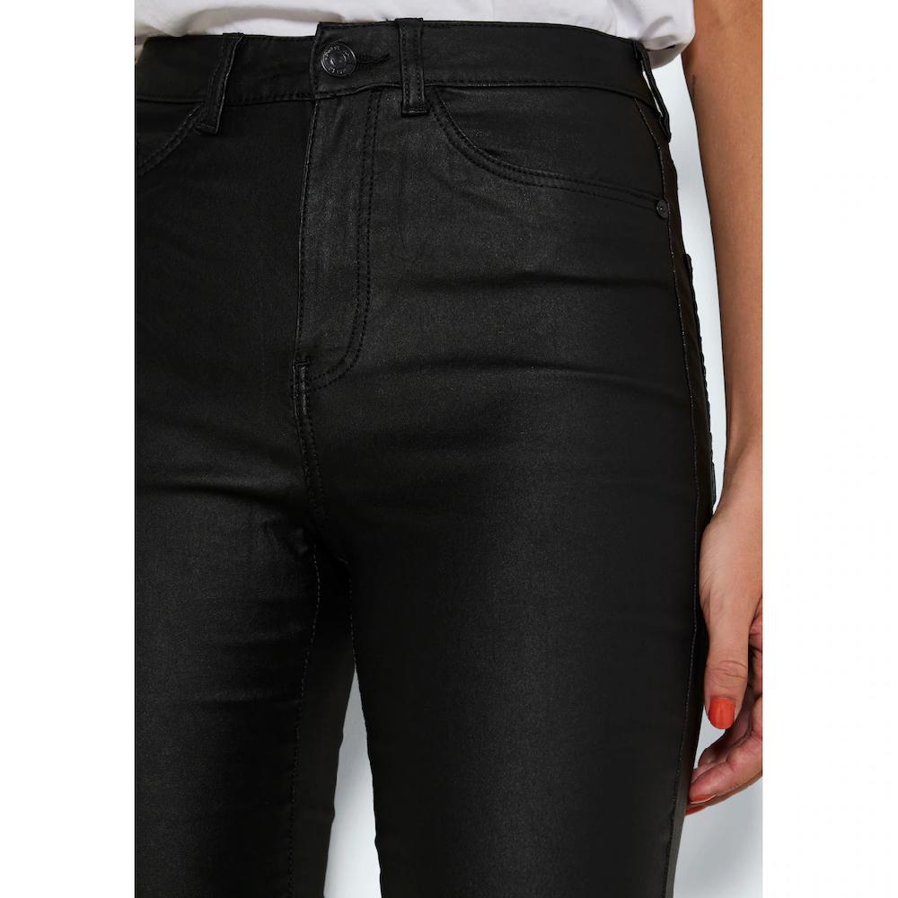 Noisy May Lederimitathose »NMSALLIE HW FLARE COATED PANTS NOOS«