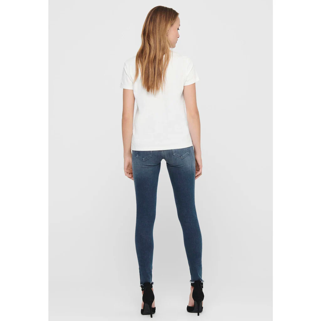 ONLY Ankle-Jeans »ONLBLUSH MID SK ANK RW REA422 NOOS« Mit Fransensaum