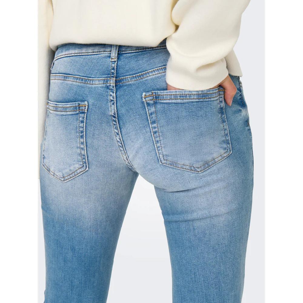 ONLY Bootcut-Jeans »ONLBLUSH LW FLARED DNM REA155 NOOS«