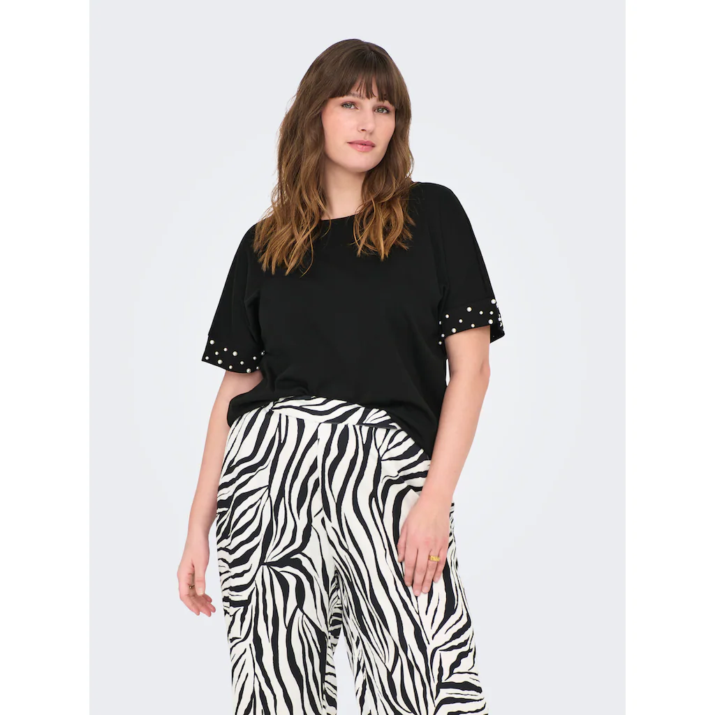 ONLY CARMAKOMA Kurzarmshirt »CAROLIVIA S/S LOOSE O-NECK TOP JRS« mit Zierperlen