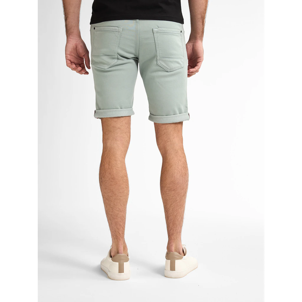 Petrol Industries Jeansshorts Im Five-Pocket Style