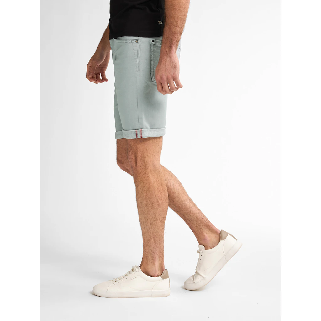 Petrol Industries Jeansshorts Im Five-Pocket Style