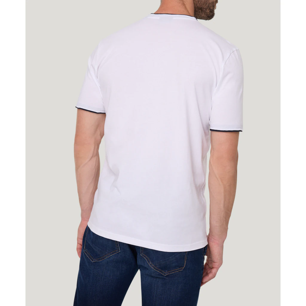 Pioneer Authentic Jeans T-Shirt Mit Kontrastfarbenen Details ▷ Für