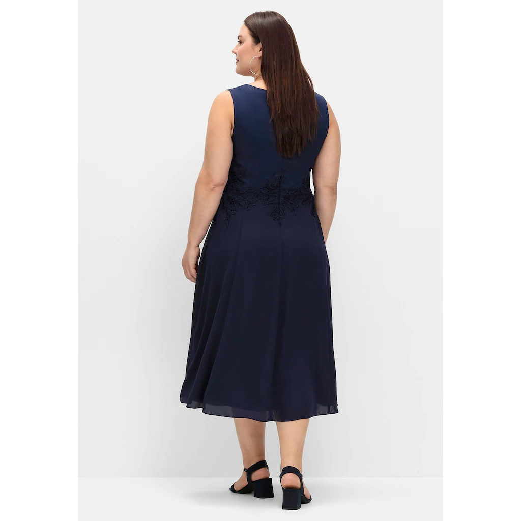 Sheego Cocktailkleid »Große Größen« Im Materialmix Mit Floraler Spitze