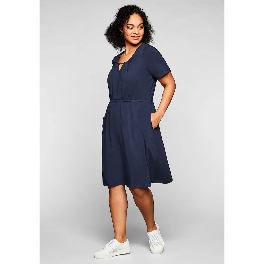 Sheego Jerseykleid »Große Größen« mit Cut-out am Ausschnitt